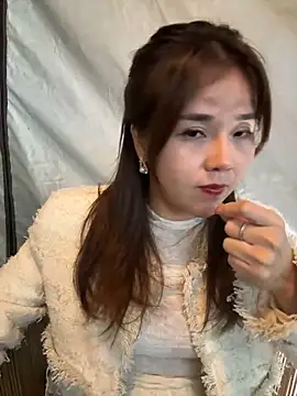 Snapshot of Efangfang chatting on 18, 12, 2024 Efangfang online show from 18, 12, 2024