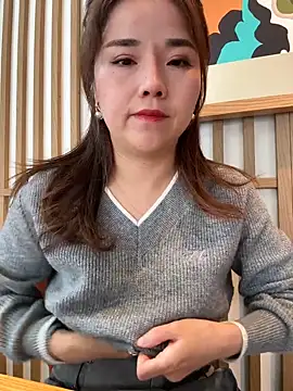 Snapshot of Efangfang chatting on 23, 12, 2024 Efangfang online show from 23, 12, 2024