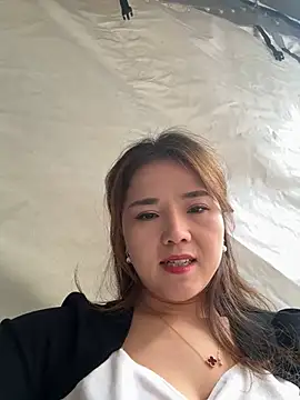 Snapshot of Efangfang chatting on 24, 12, 2024 Efangfang online show from 24, 12, 2024