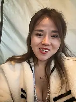 Snapshot of Efangfang chatting on 25, 12, 2024 Efangfang online show from 25, 12, 2024
