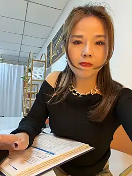 Efangfang online show from 1, 2, 2026