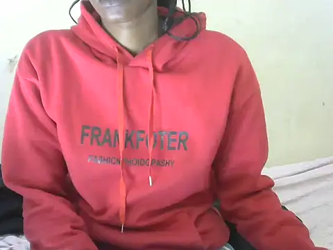 Pretty-emmie online show from 16, 1, 2025