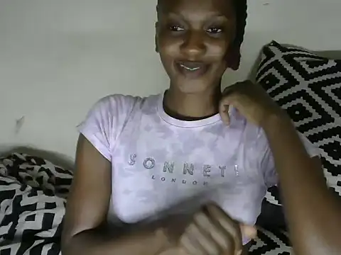 Pretty-emmie online show from 25, 1, 2025