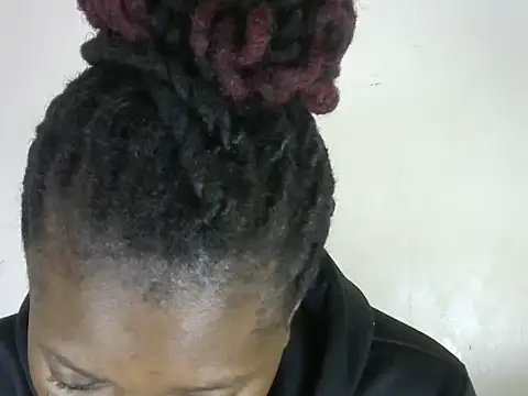 Pretty-emmie online show from 22, 2, 2025