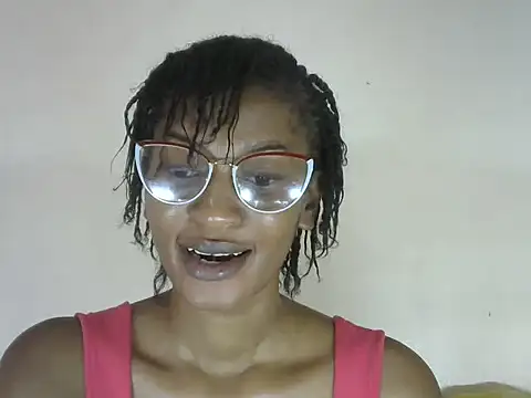 Pretty-emmie online show from 21, 9, 2025
