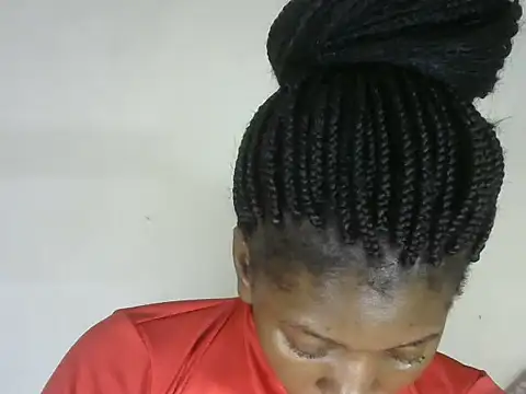 Pretty-emmie online show from 29, 9, 2025