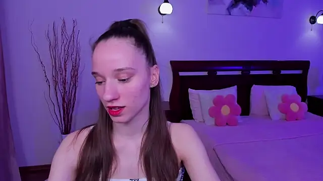 Snapshot of StaceySunny chatting on 4, 3, 2026 StaceySunny online show from 4, 3, 2026