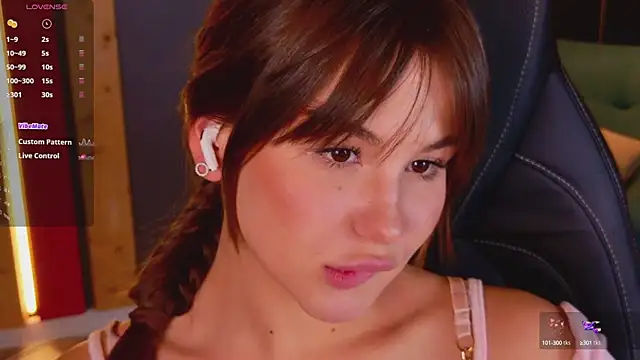 EmiliaDreams online show from 9, 10, 2025