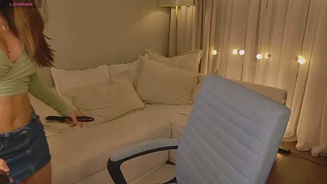 EmiliaDreams online show from 20, 2, 2026