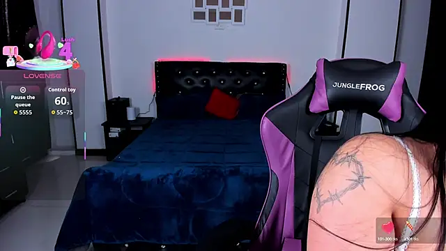 Snapshot of Meghan_As chatting on 10, 10, 2025 Meghan As online show from 10, 10, 2025