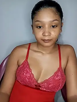 Snapshot of heleny901 chatting on 13, 11, 2025 heleny901 online show from 13, 11, 2025