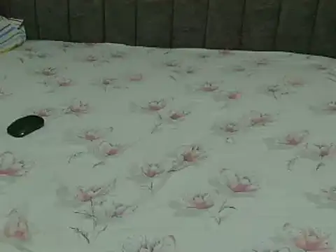 Snapshot of miss-seductive chatting on 8, 2, 2025 miss-seductive online show from 8, 2, 2025