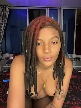 Snapshot of Lya-Kasandra chatting on 25, 1, 2025 Lya-Kasandra online show from 25, 1, 2025