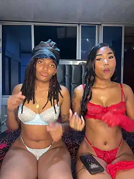 Snapshot of Lya-Kasandra chatting on 23, 2, 2025 Lya-Kasandra online show from 23, 2, 2025