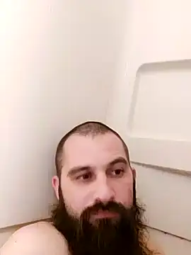 Snapshot of hungandnerdy420 chatting on 25, 11, 2025 hungandnerdy420 online show from 25, 11, 2025