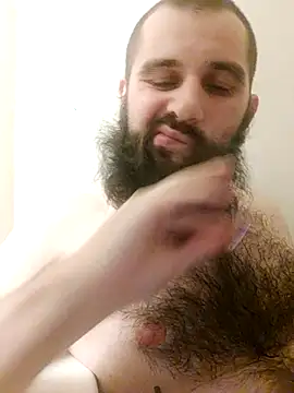 Snapshot of hungandnerdy420 chatting on 15, 1, 2026 hungandnerdy420 online show from 15, 1, 2026