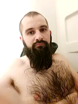 Snapshot of hungandnerdy420 chatting on 3, 2, 2026 hungandnerdy420 online show from 3, 2, 2026