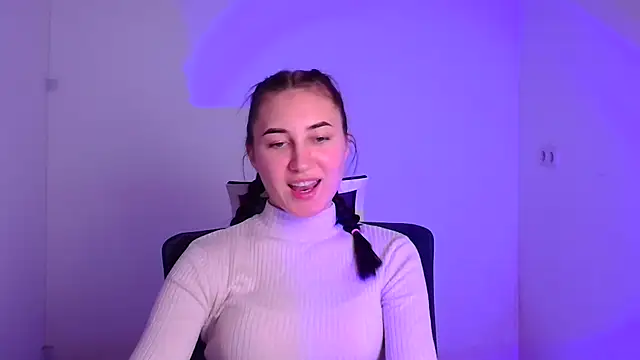 Jennifer Blum online show from 4, 12, 2024