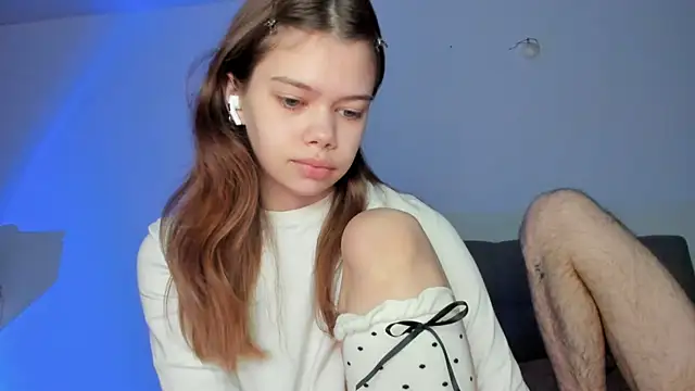 Snapshot of chansetolove chatting on 21, 10, 2025 chansetolove online show from 21, 10, 2025