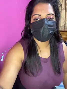 NOORA-GIRL online show from 17, 11, 2025