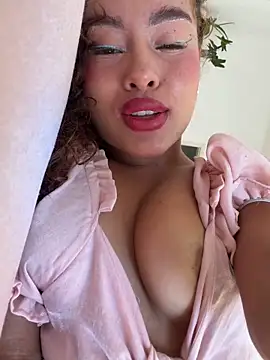 Snapshot of Marie_Rose chatting on 28, 3, 2026 Marie Rose online show from 28, 3, 2026