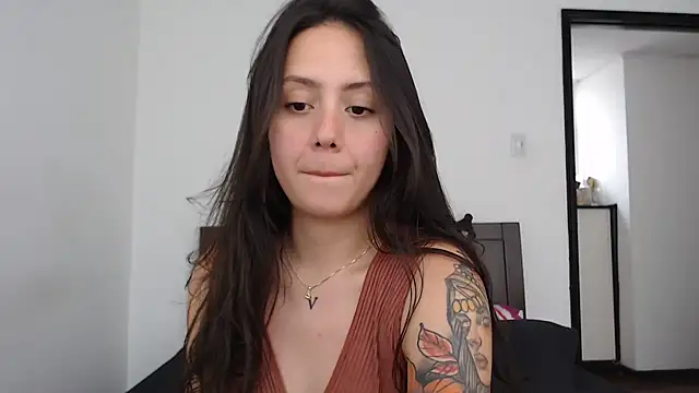 rebecca collin online show from 17, 3, 2026