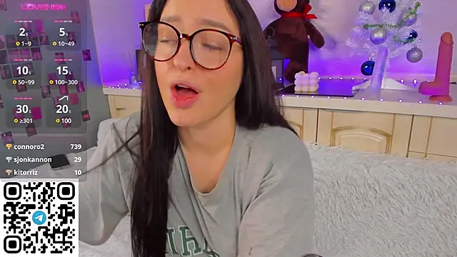 Snapshot of Kruela_Eva chatting on 4, 12, 2024 Kruela Eva online show from 4, 12, 2024