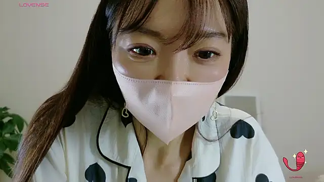 momochan88 online show from 27, 2, 2026