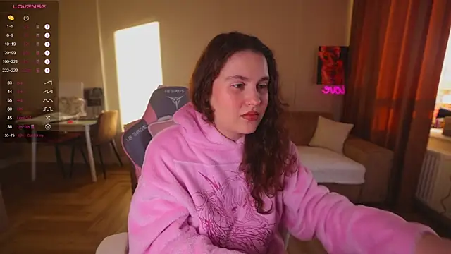 Snapshot of My_Emmy chatting on 17, 10, 2025 My Emmy online show from 17, 10, 2025