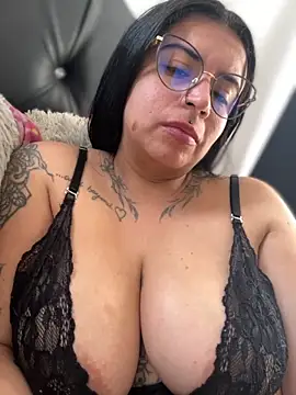 Devilsweet17 online show from 28, 9, 2025