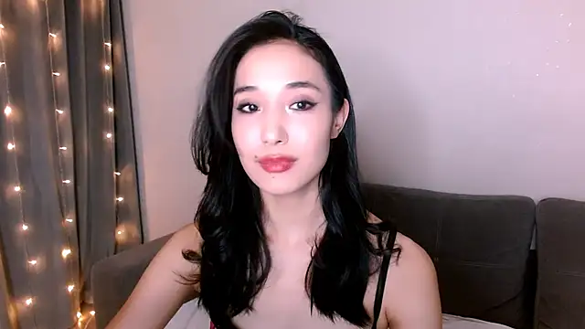 Snapshot of Li_noen chatting on 3, 3, 2025 Li noen online show from 3, 3, 2025