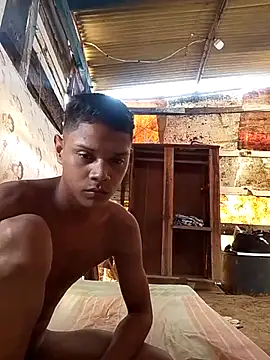 daniel traviexxxo online show from 31, 10, 2025