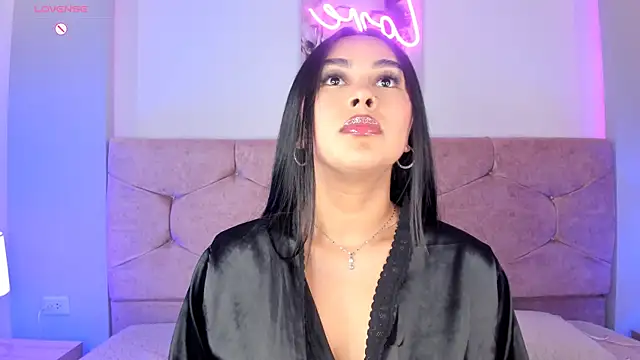 Cameliaa Smiith online show from 15, 2, 2025