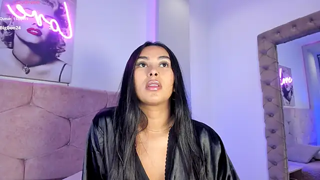 Cameliaa Smiith online show from 4, 3, 2025