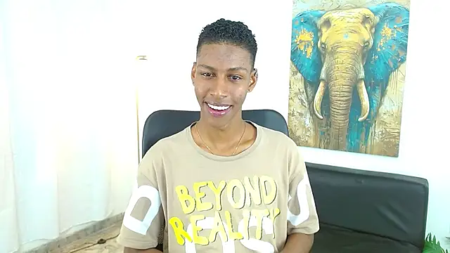 maiki18  online show from 15, 11, 2025