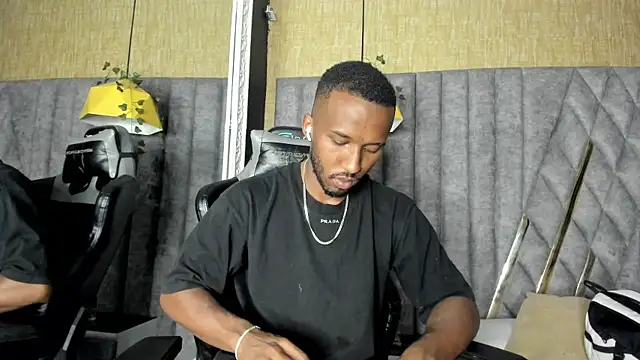 Snapshot of JamesParck chatting on 18, 3, 2026 JamesParck online show from 18, 3, 2026