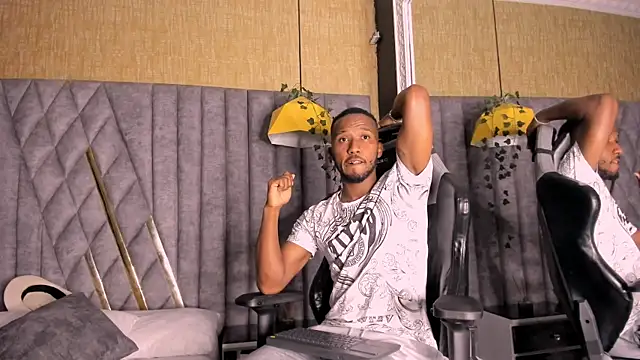 Snapshot of JamesParck chatting on 30, 3, 2026 JamesParck online show from 30, 3, 2026