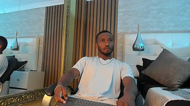 Snapshot of JamesParck chatting on 9, 4, 2026 JamesParck online show from 9, 4, 2026