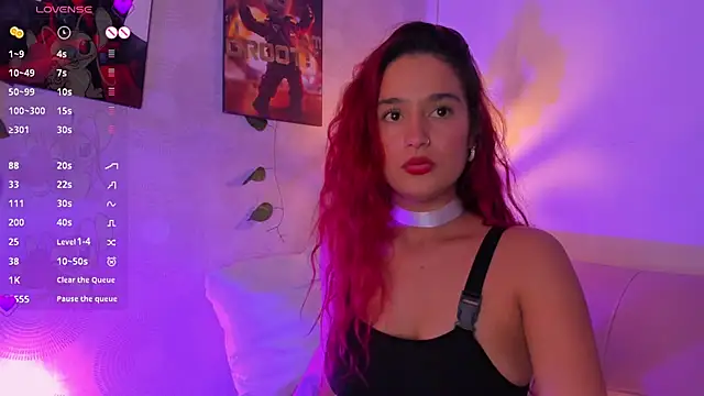 Snapshot of Ari_Baker chatting on 5, 2, 2025 Ari Baker online show from 5, 2, 2025