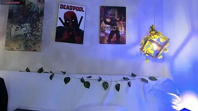 Snapshot of Ari_Baker chatting on 12, 2, 2025 Ari Baker online show from 12, 2, 2025