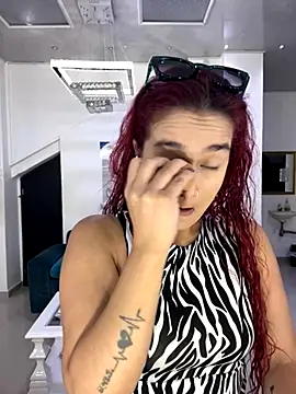 Snapshot of Ari_Baker chatting on 24, 9, 2025 Ari Baker online show from 24, 9, 2025