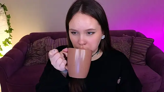 Snapshot of miki_miki_cutie_ chatting on 25, 1, 2025 miki miki cutie online show from 25, 1, 2025