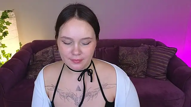 Snapshot of miki_miki_cutie_ chatting on 30, 1, 2025 miki miki cutie online show from 30, 1, 2025