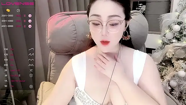 Monica-888 online show from 4, 10, 2025