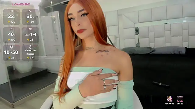 Snapshot of AdharaaMoon chatting on 15, 11, 2025 AdharaaMoon online show from 15, 11, 2025