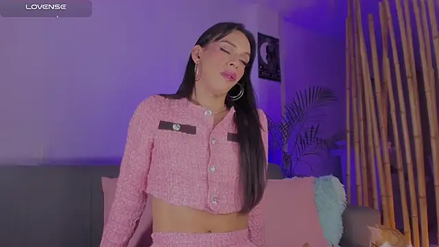 danna v online show from 19, 12, 2024