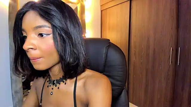 alikahouston4 online show from 7, 11, 2025