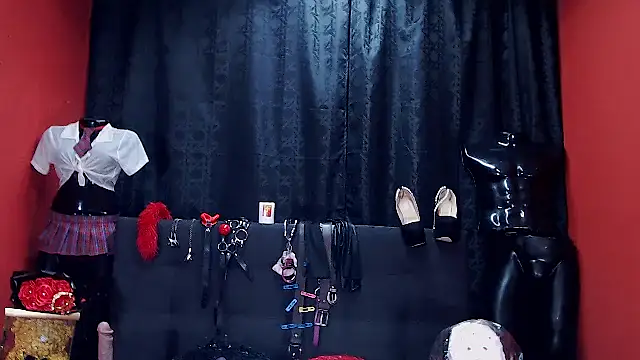 Snapshot of Hannamariana chatting on 8, 10, 2025 Hannamariana online show from 8, 10, 2025