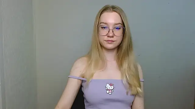 Snapshot of cindi_hot chatting on 4, 3, 2026 cindi hot online show from 4, 3, 2026