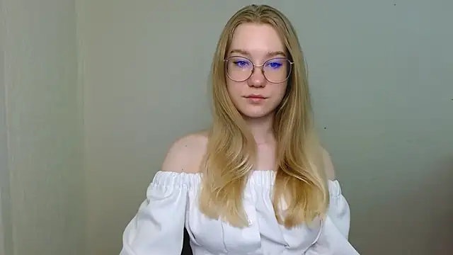 Snapshot of cindi_hot chatting on 5, 3, 2026 cindi hot online show from 5, 3, 2026